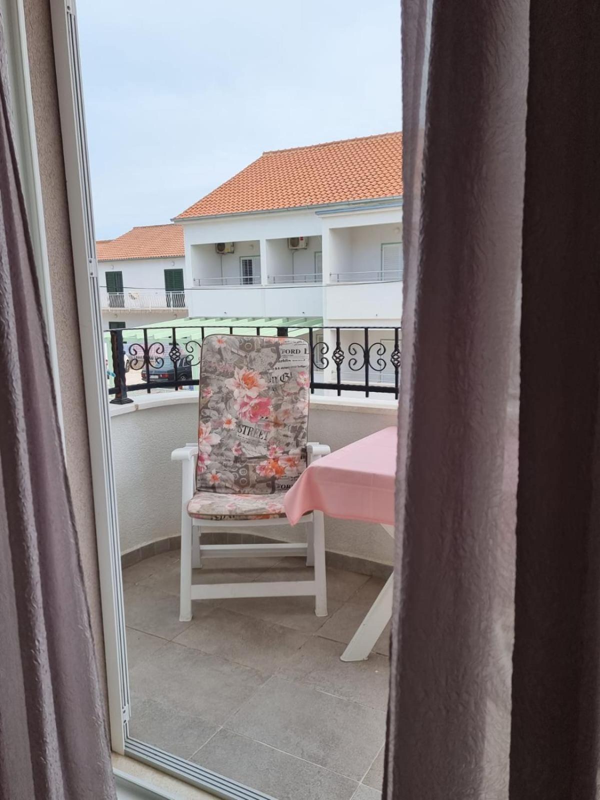 Vila Bonbon 2 Biograd Na Moru Exterior foto